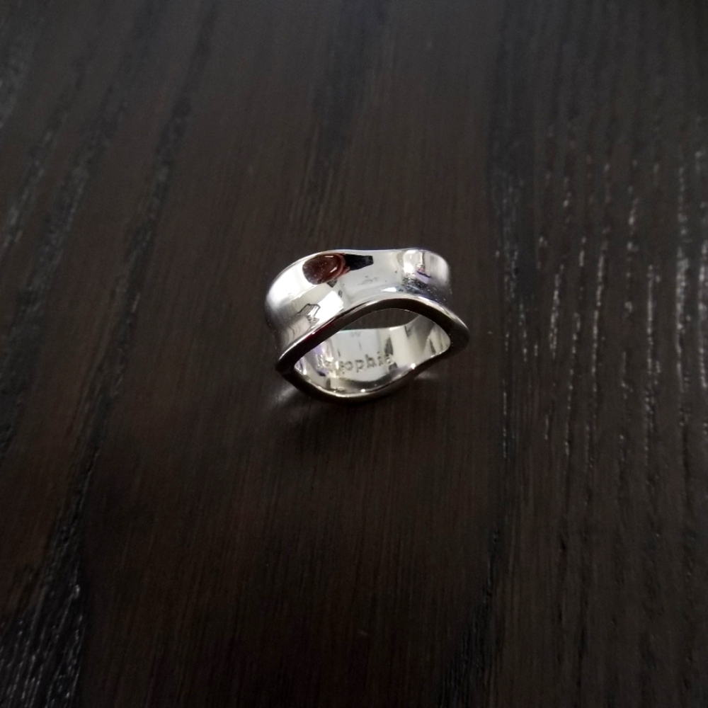 Lia Sophia Capricious Ring size 6